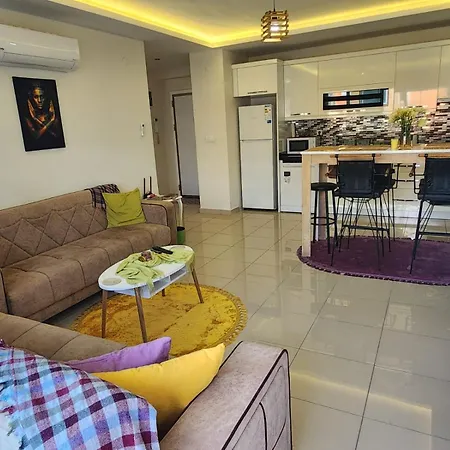 Apartment Cozy Sea View Next To The Beach, In The Mid Of The Market, Saturday Bazar, Restaurants & Bars Etc, Mahmutlar! Alanya