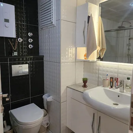 Apartment Cozy Sea View Next To The Beach, In The Mid Of The Market, Saturday Bazar, Restaurants & Bars Etc, Mahmutlar! Alanya