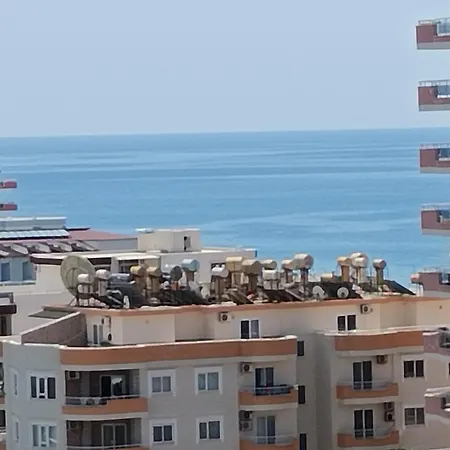 Cozy Sea View Next To The Beach, In The Mid Of The Market, Saturday Bazar, Restaurants & Bars Etc, Mahmutlar! Apartment *