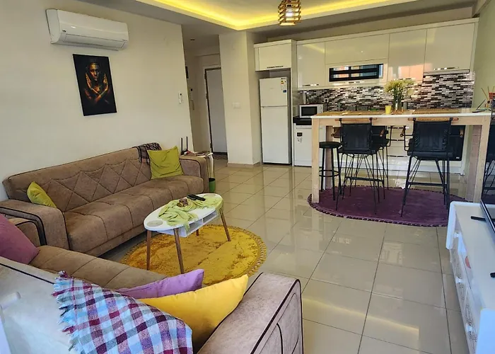 Apartment Seaside Market Retreat: Mahmutlar Alanya